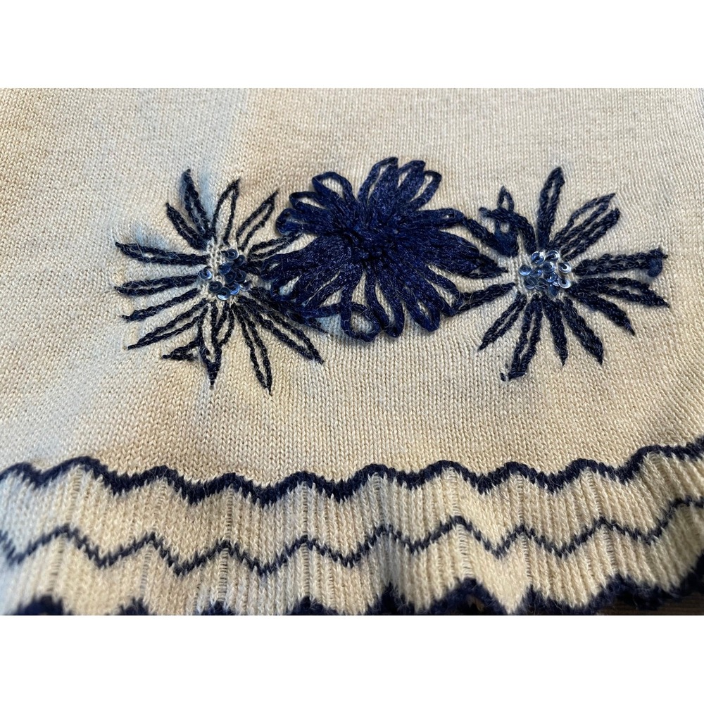 Vintage 90s R&K Originals Cardigan Sweater Size 8 Cream Embroidered Grandmacore - Picture 7 of 9